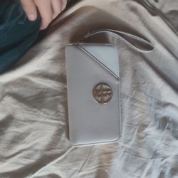 Badgley Mischka Rae collection wristlet wallet