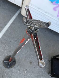 Automotive Under-Hoist Auxiliary Jack Stand