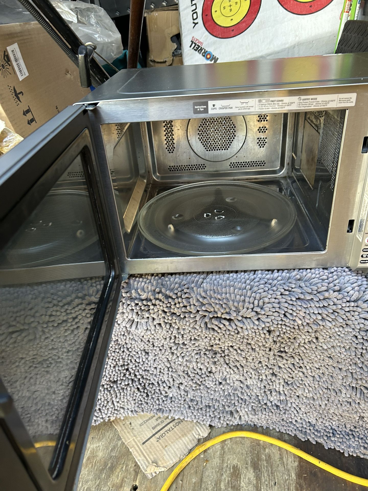 Microwave