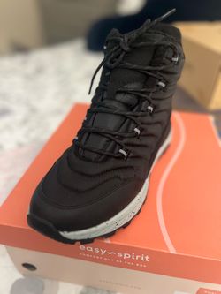 Easy Spirit Black Lace-Up Ankle Boot so 11W