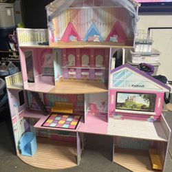 Barbie House