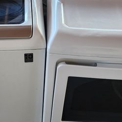 GE Steam Washers And Dryer Electric 