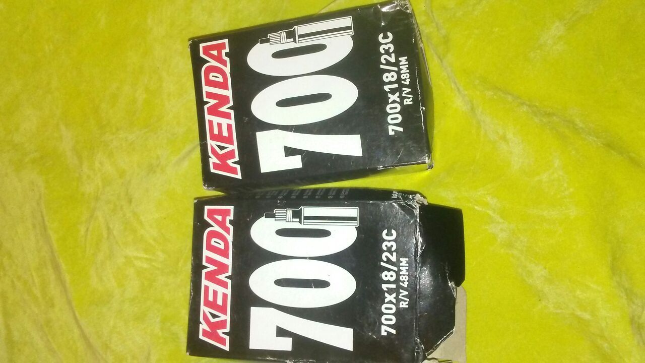 Kenda 700c/23c road bike tubes x2