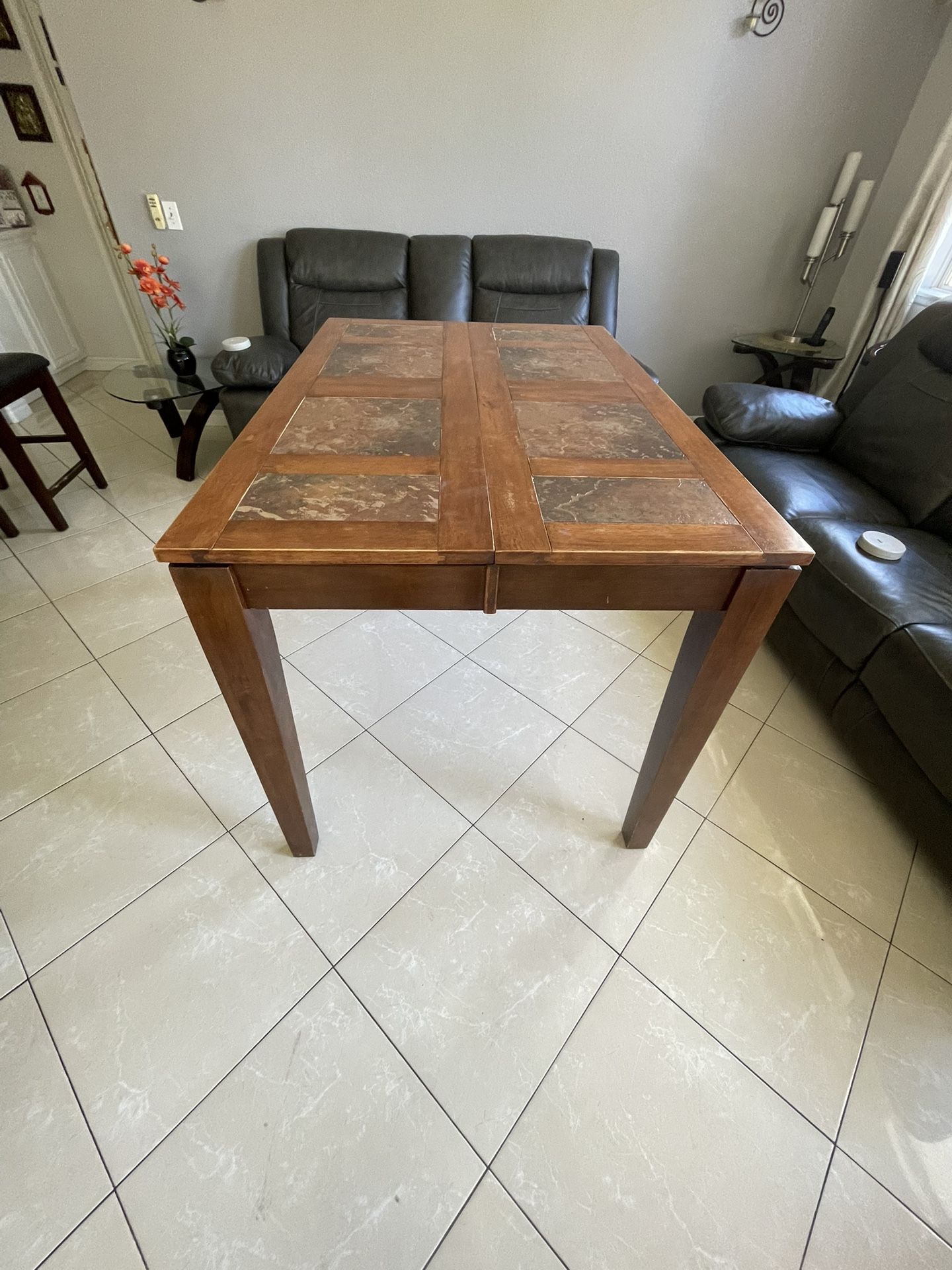 Expandable Dining Table