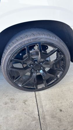 26 inch GMC Sierra wheels snowflakes