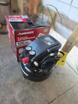 Husky 3 Gal. 120 PSI Portable Electric Oil-Free Light Duty Pancake Air Compressor with Fold Down Handle and 1-Quick Coupler