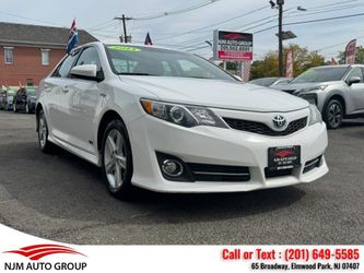 2014 Toyota Camry Hybrid