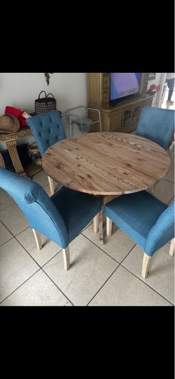 Beautiful dinning set
