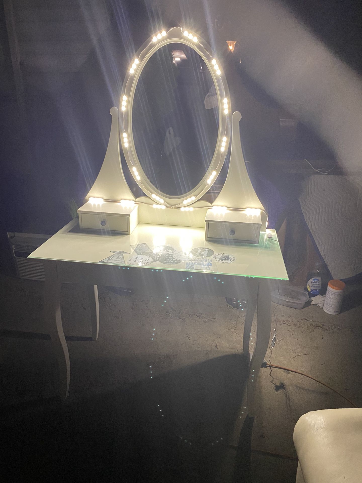 Vanity Desk/Makeup Station