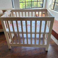Babyletto Mini Crib