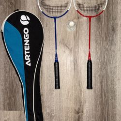 Badminton Rackets With Carrying Case And Shuttlecock 