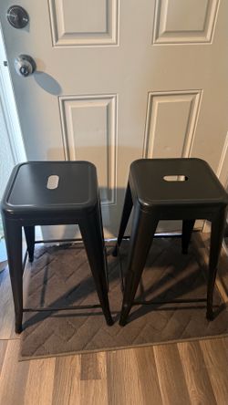 24-Inch Black Metal Bar Stool (Loft Style) for Kitchen, Bar, Garage, or Office