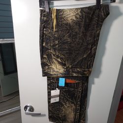 Black And Gold Jean's Size 40