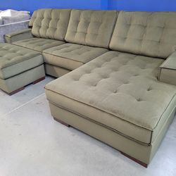 🤎💚🤎 Gorgeous Modern Sectional - Brand New