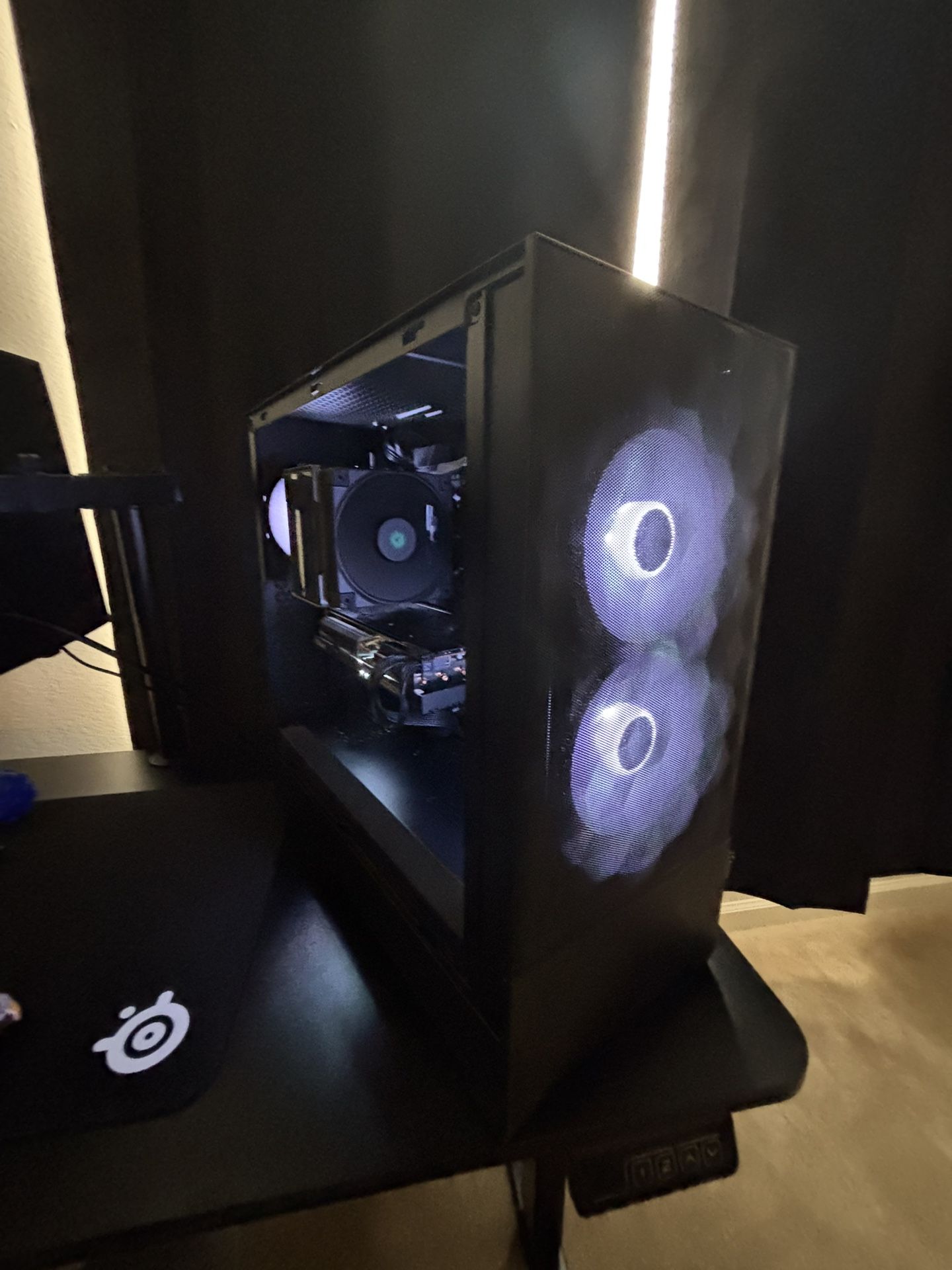 Selling PC for $800 Full Setup For $1000