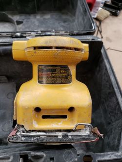 Dewalt Palm sander