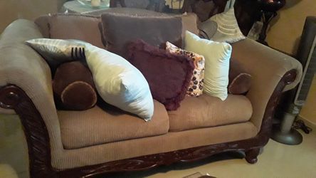 3 Peace Sofas 