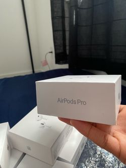 Apple AirPods Pro ( 2nd Gen )