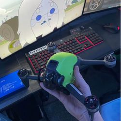 DJI FPV DRONE + FLYMORE KIT