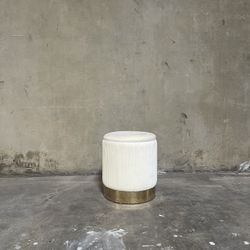 Small White 2pc Round Ottoman w/ Hidden Storage 