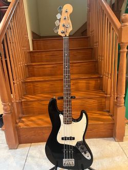 Fender MIM Jazz Bass
