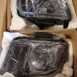 Halo Purple LED Headlights For 05-09 Mustang