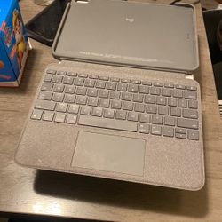 iPad Folio Touch Case