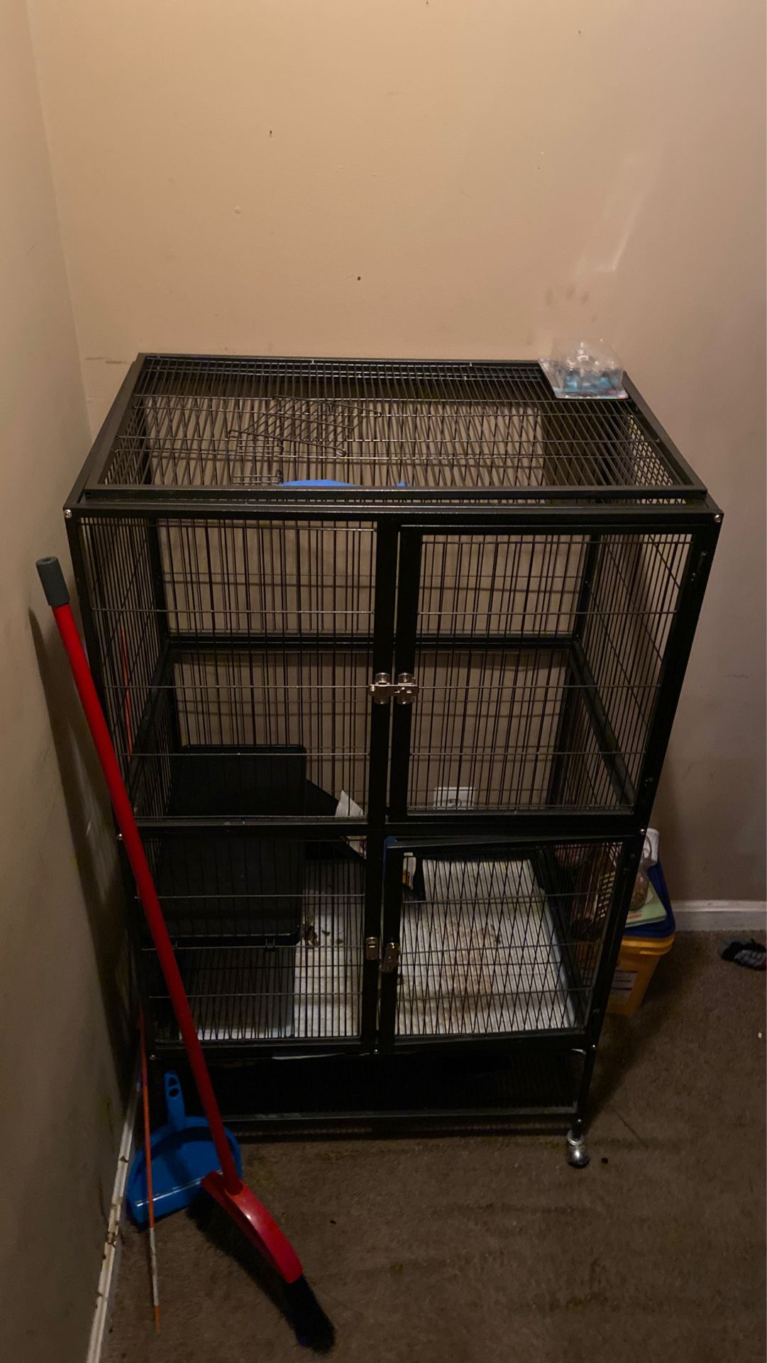 Pet cage