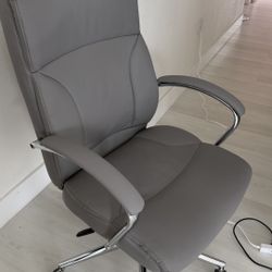 Grey Office Rolling Chair 
