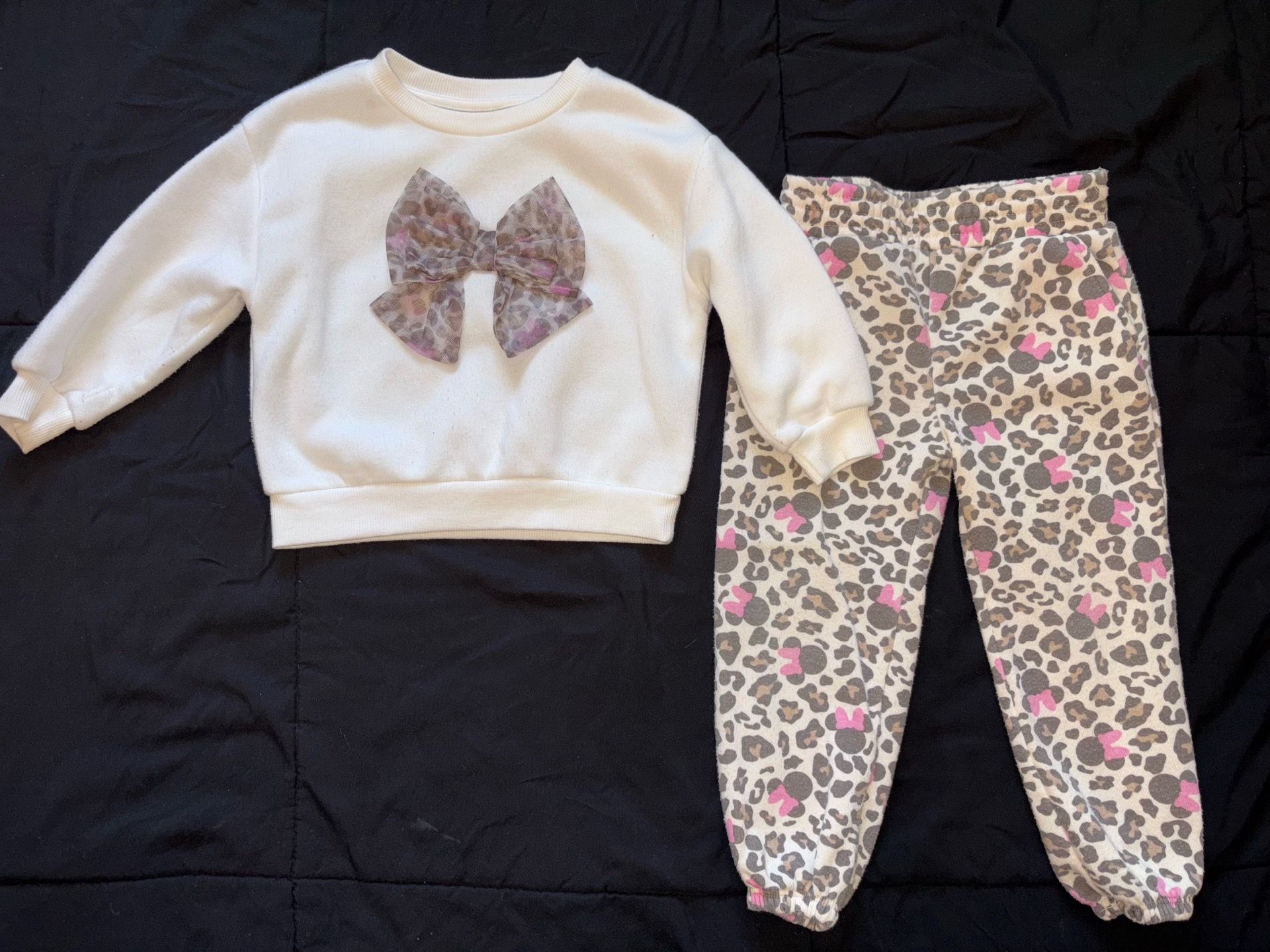 Toddler cheetah print Minnie Mouse set