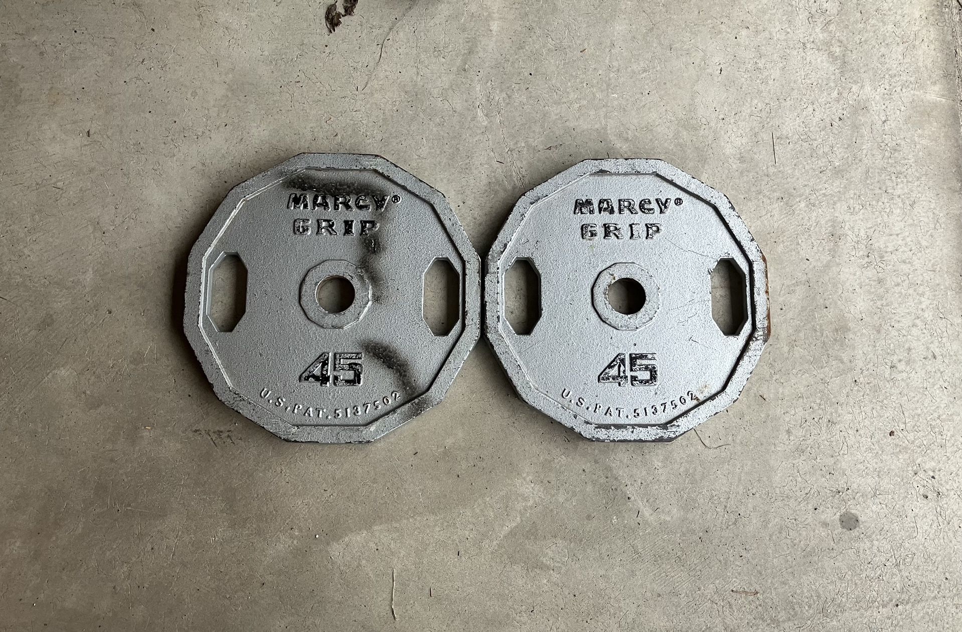 Olympic 2" 45lbs weight plates for Barbell bar weights plate 45 lb Ibs 45lb set cast iron Pair Marcy Grip