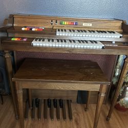 Kimball Swinger Electric Organ