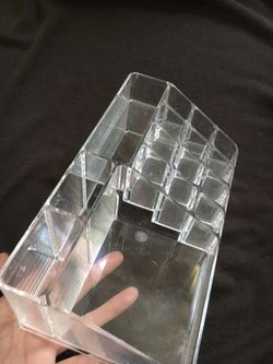 Makeup/lipstick organizer