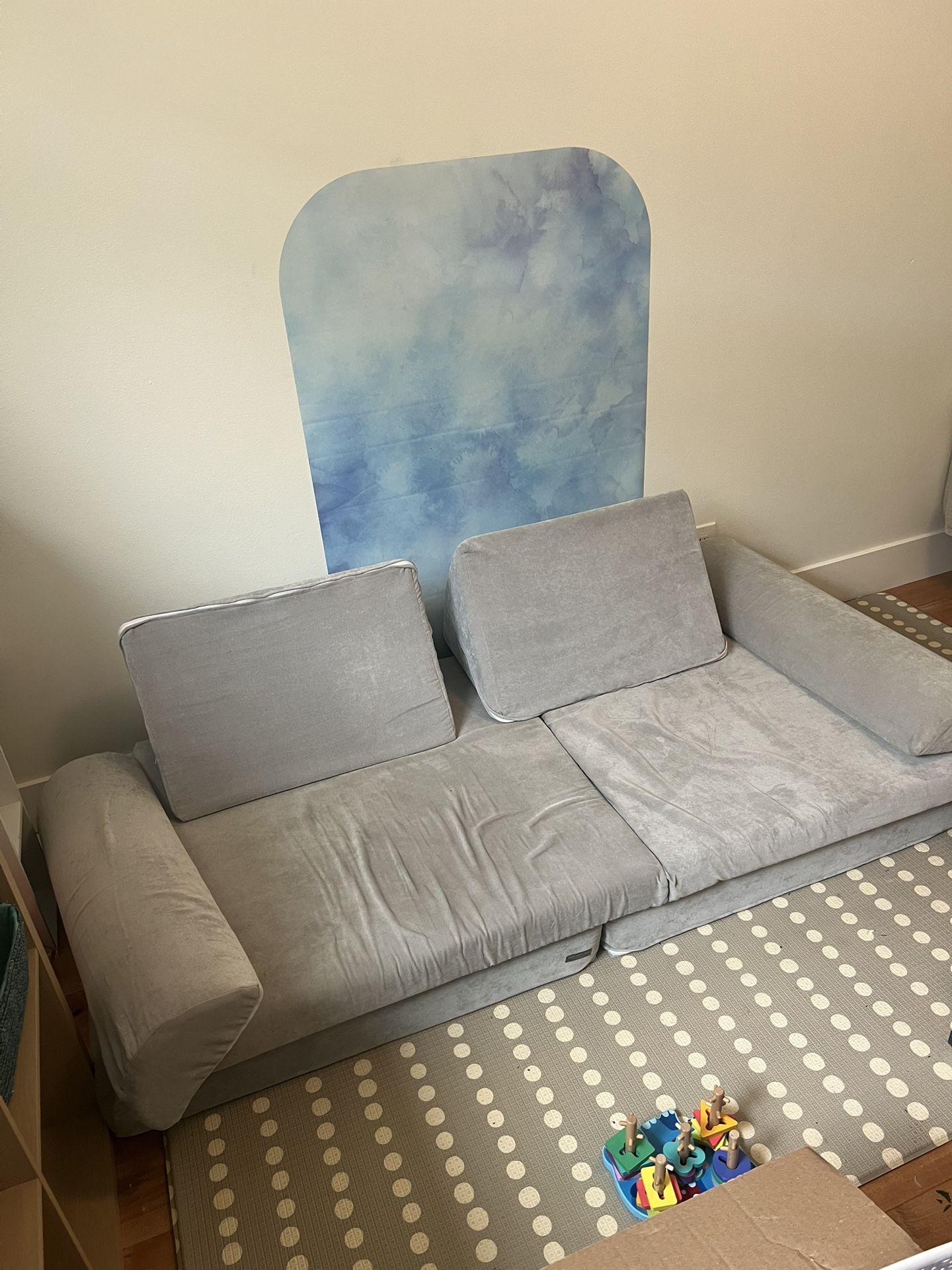 Play Couch