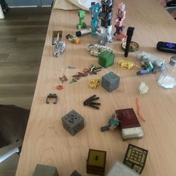 Bunch Minecraft Toys 