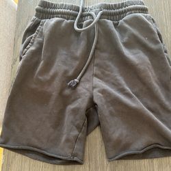 Men's Grey H&M sweat shorts size small 