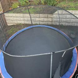 Trampoline 