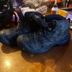 Keen Soft Toe Work Boots - Used