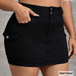 Plus Size Flap Pocket Side Denim Skirt