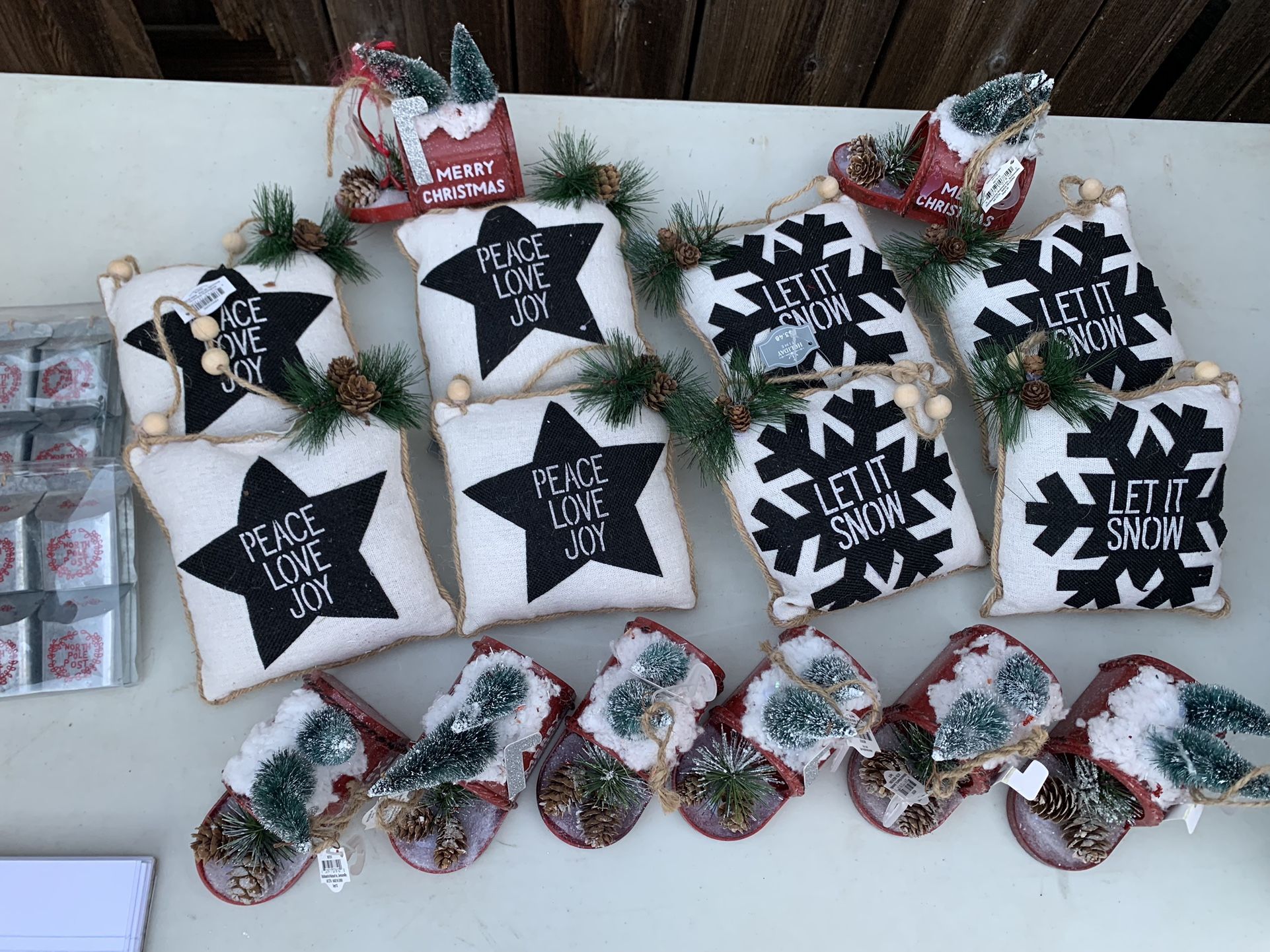 New! Christmas Tree Ornaments (Retail $158)