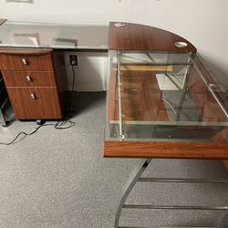 Realspace Corner Desk With File Cabinet