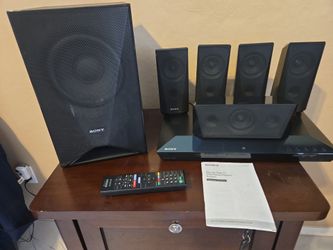 Sony Blu-Ray Disk DVD Home Theater System