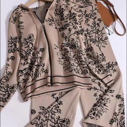 Elegant 2-Piece Floral Knit Set (Hoodie & Wide-Leg Pants) - Brand New