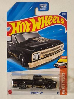 HOT WHEELS. HOT TRUCKS. 1967 CHEVY C10. PICKUP. (BLACK VARIATION)