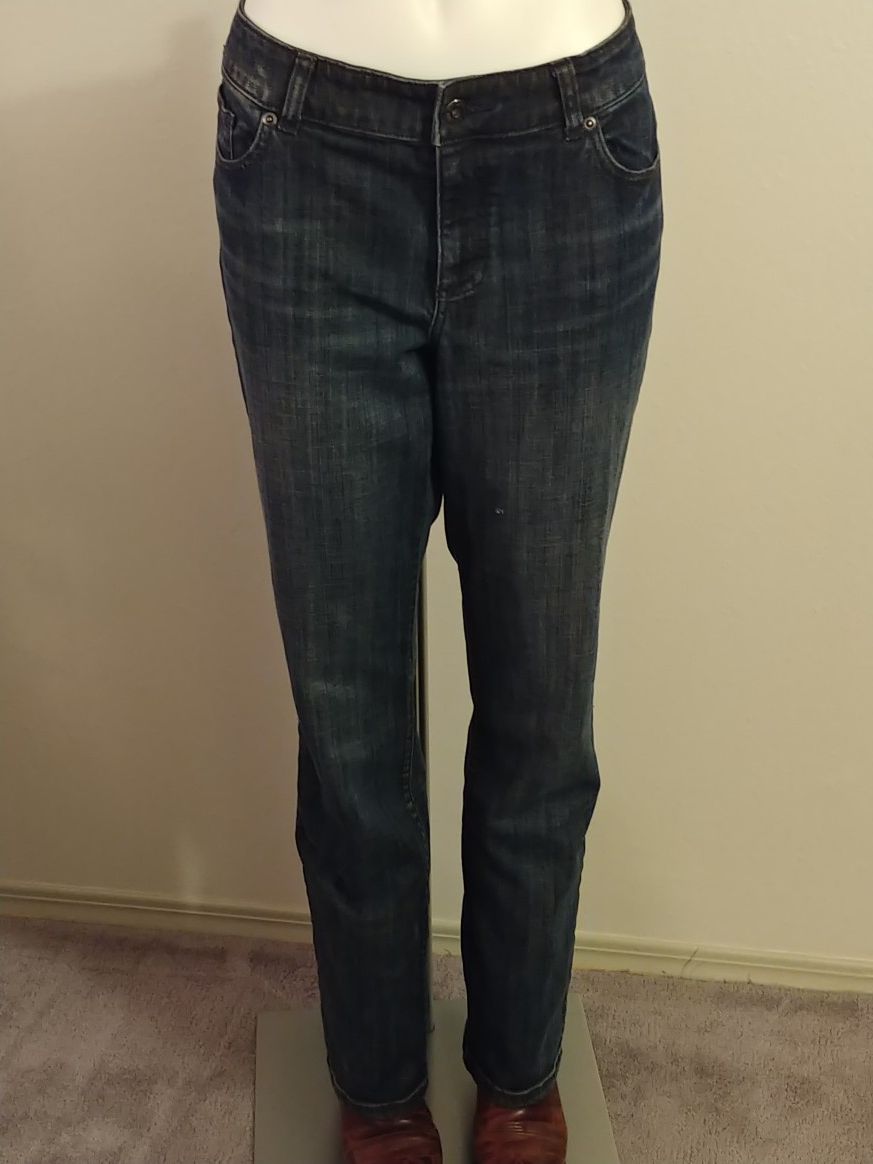 Chico's Platinum Jeans Boot Cut Size 8 (Size 1 Reg) Good Used Condition.