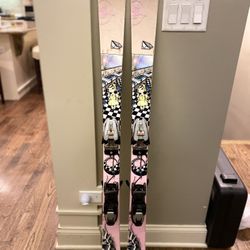 Women/girl Ski Set With Boots Size 23.5 US 4-5