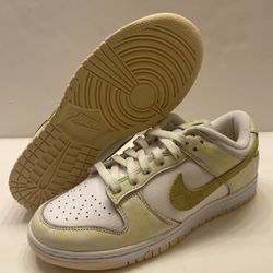 Nike Dunk Low OG Yellow Strike Women’s Size 7 5.5Y DM9467 700 VNDS
