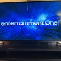 TCL 75-inch , 4K UHD DOLBY Vision HDR QLED Roku smart tv, With Legs And Wall Mounted 