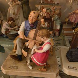 1982 Norman Rockwell “High Stepping " Figurine-NR Museum-#408