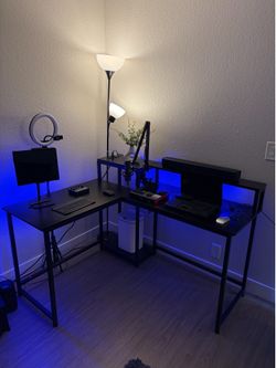 Gaming desk